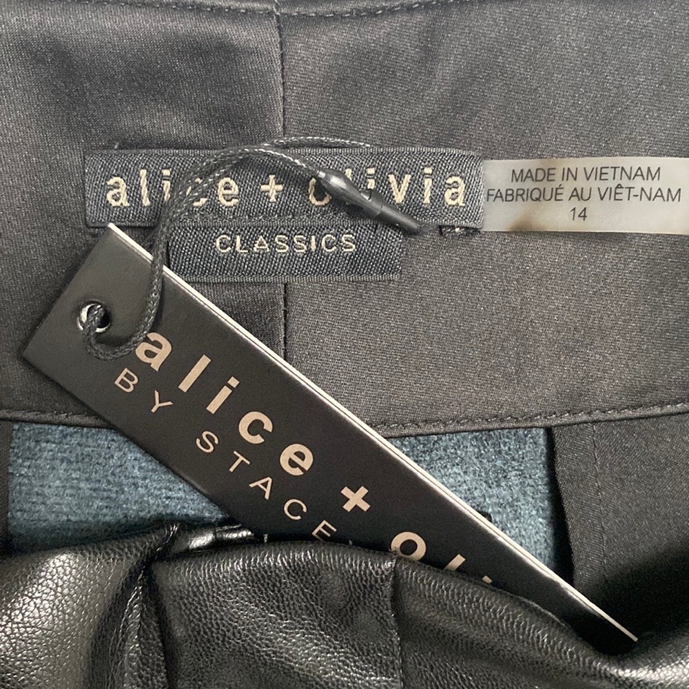 Alice + Olivia Steffie Vegan Leather Shorts Black Size 14 NWT - Picture 10 of 11
